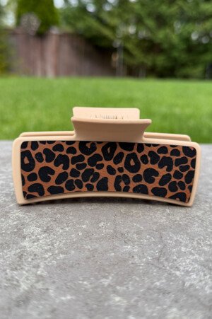 Cheetah Print Clip