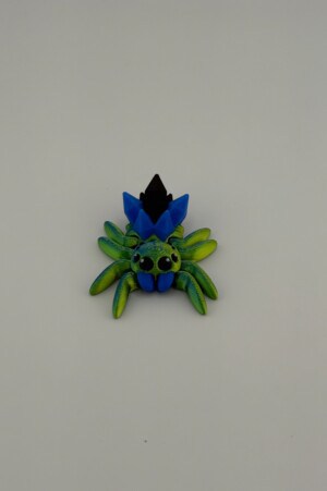 Simon the Crystal Spider
