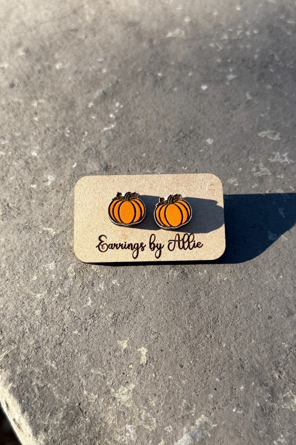 Pumpkin Stud 2-Photoroom